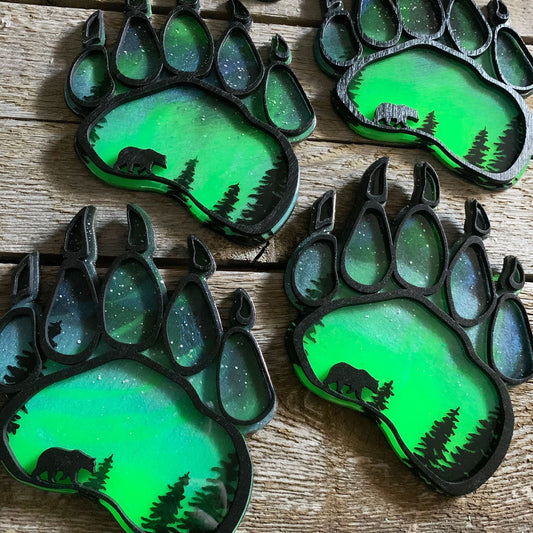 Mini Bear Paw Northern Lights Resin Art