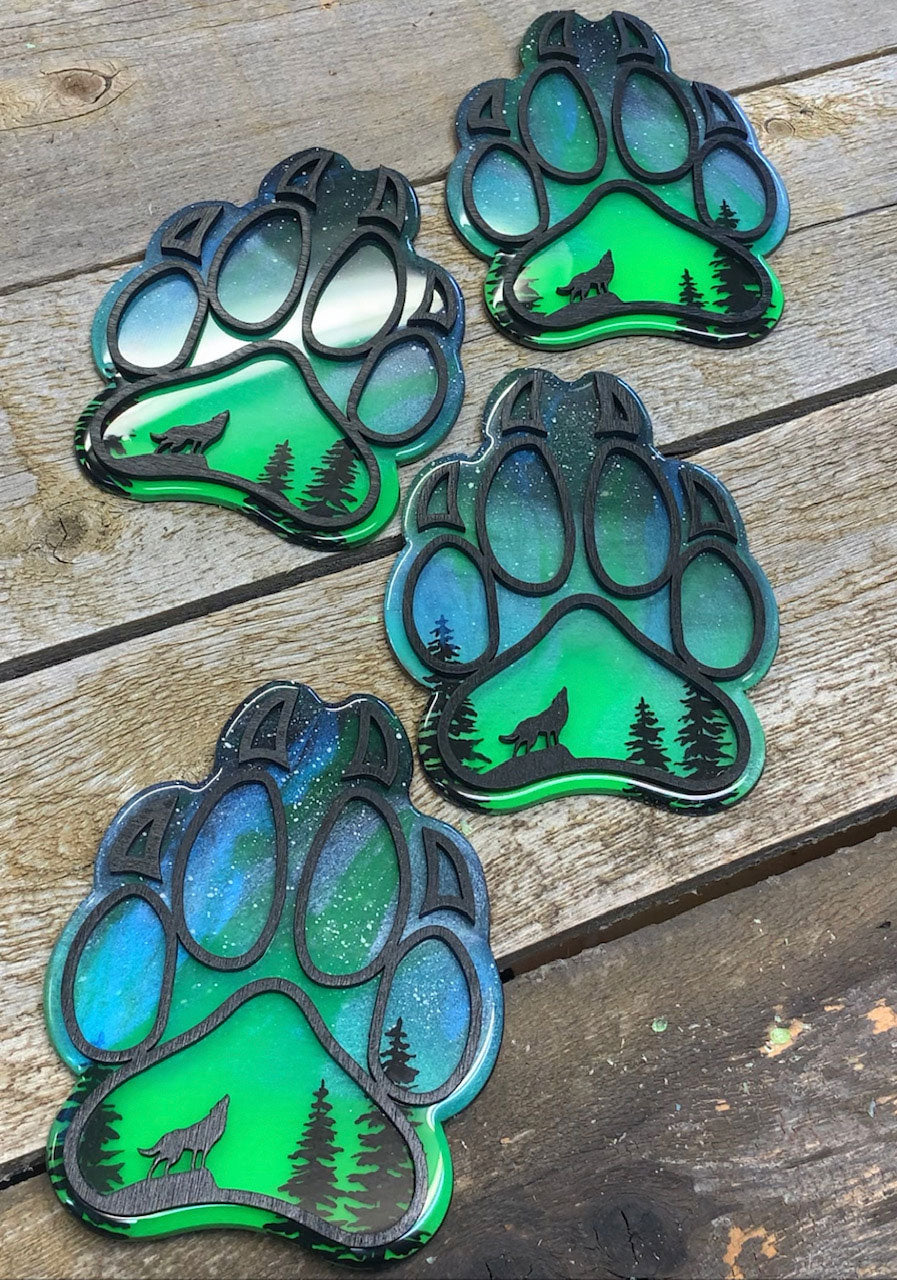 Mini Wolf Paw Northern Lights Resin Art