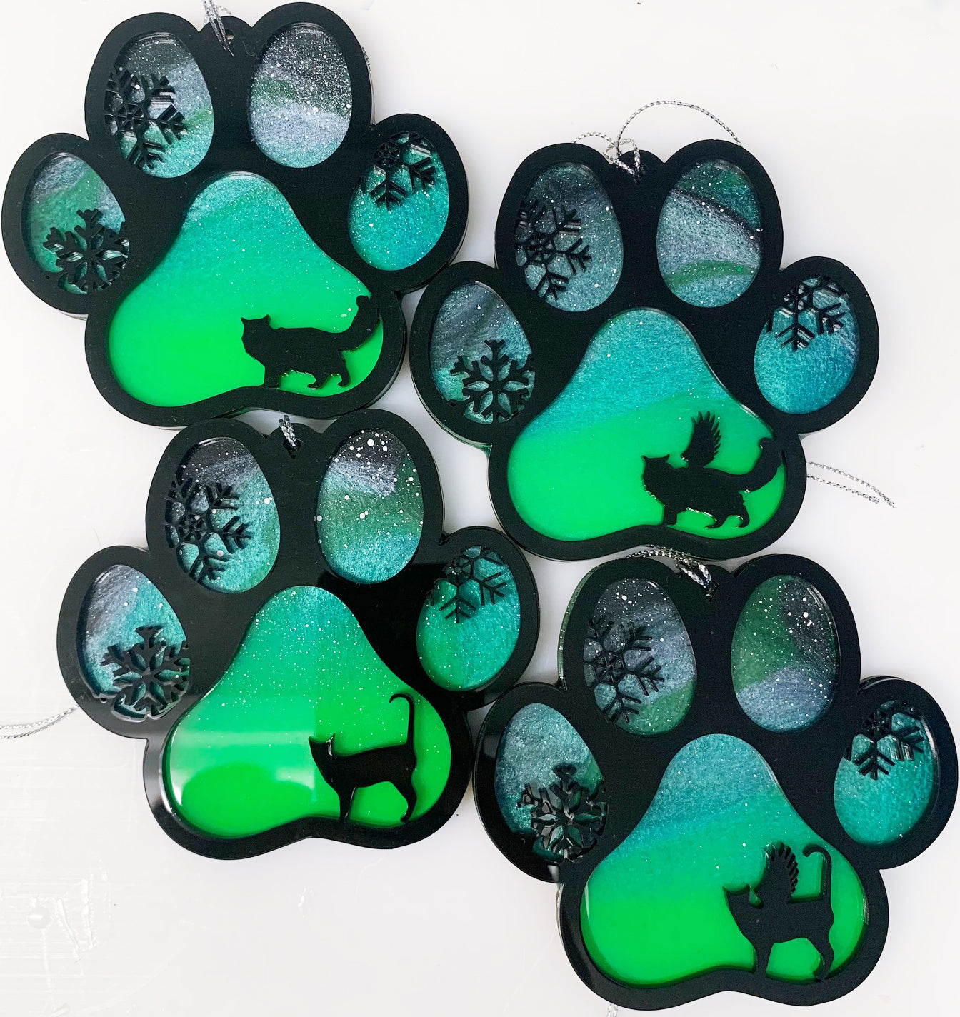 Northern Lights Resin Cat Paw Christmas Ornament